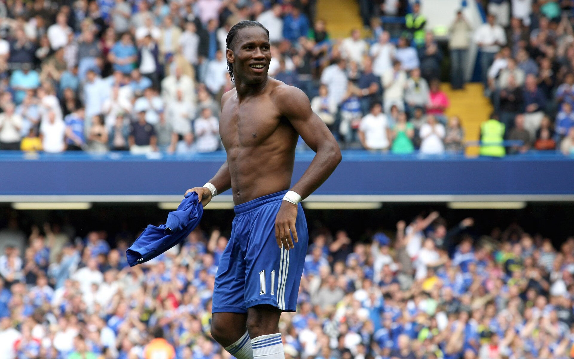 纳菲萨图·蒂亚姆蝉联女子七项全能金牌，娜菲索特·蒂亚姆